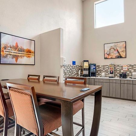 Best Western Gardendale Екстериор снимка