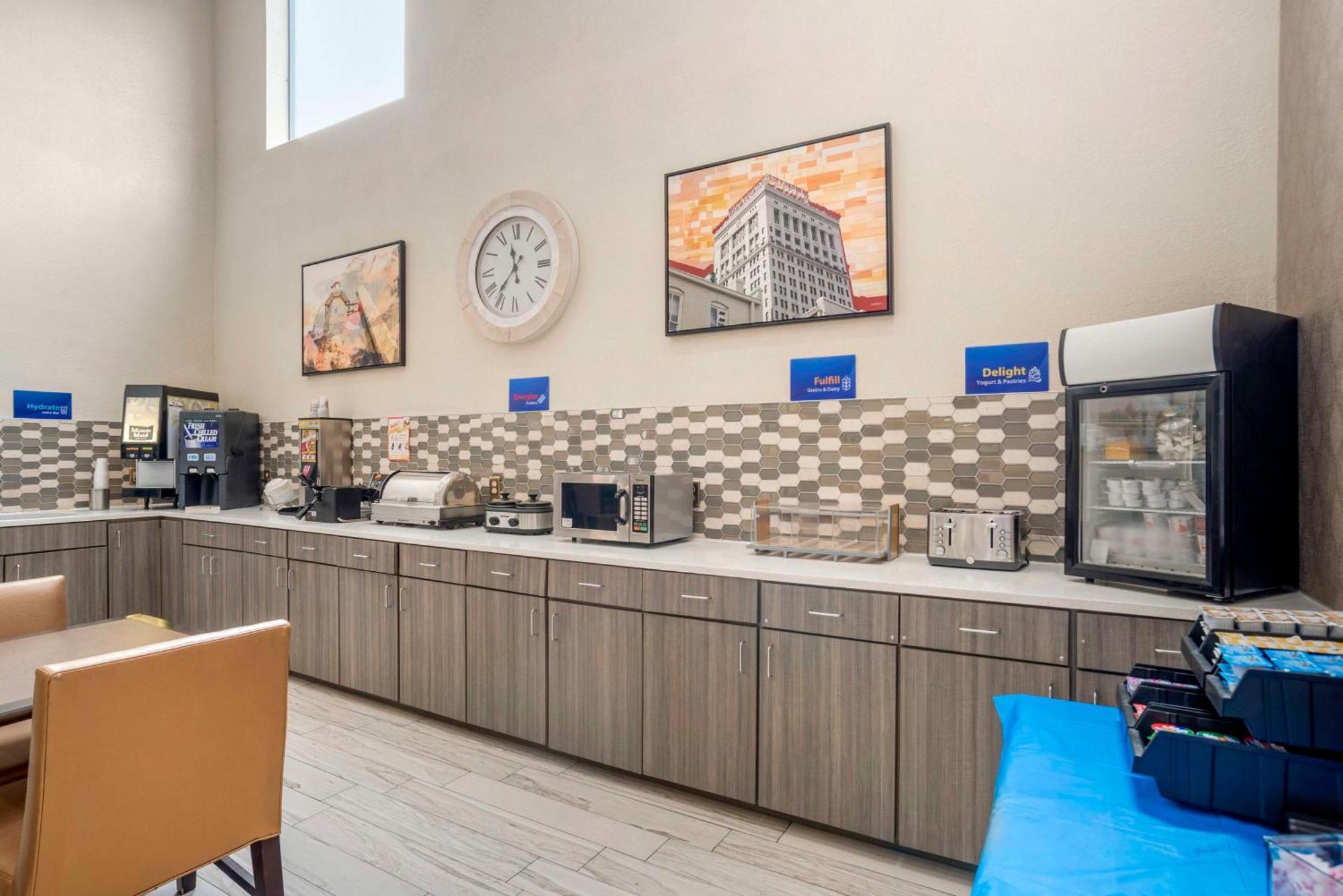 Best Western Gardendale Екстериор снимка
