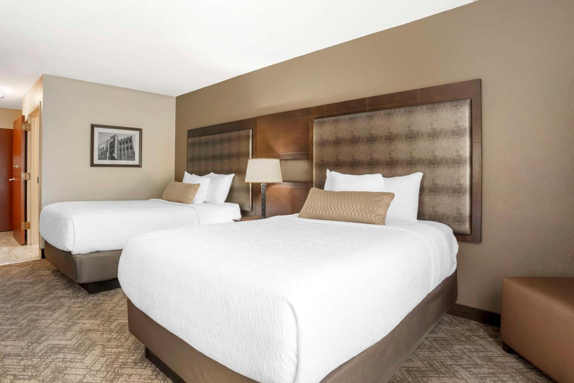 Best Western Gardendale Екстериор снимка