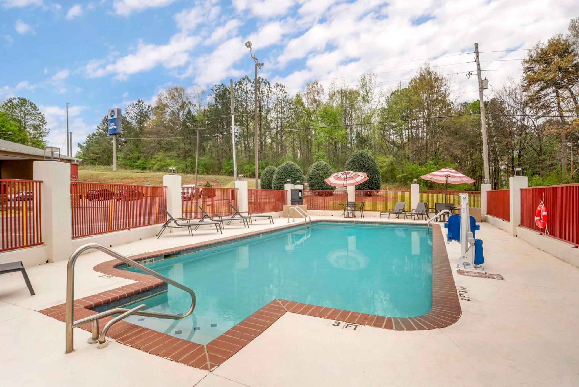 Best Western Gardendale Екстериор снимка
